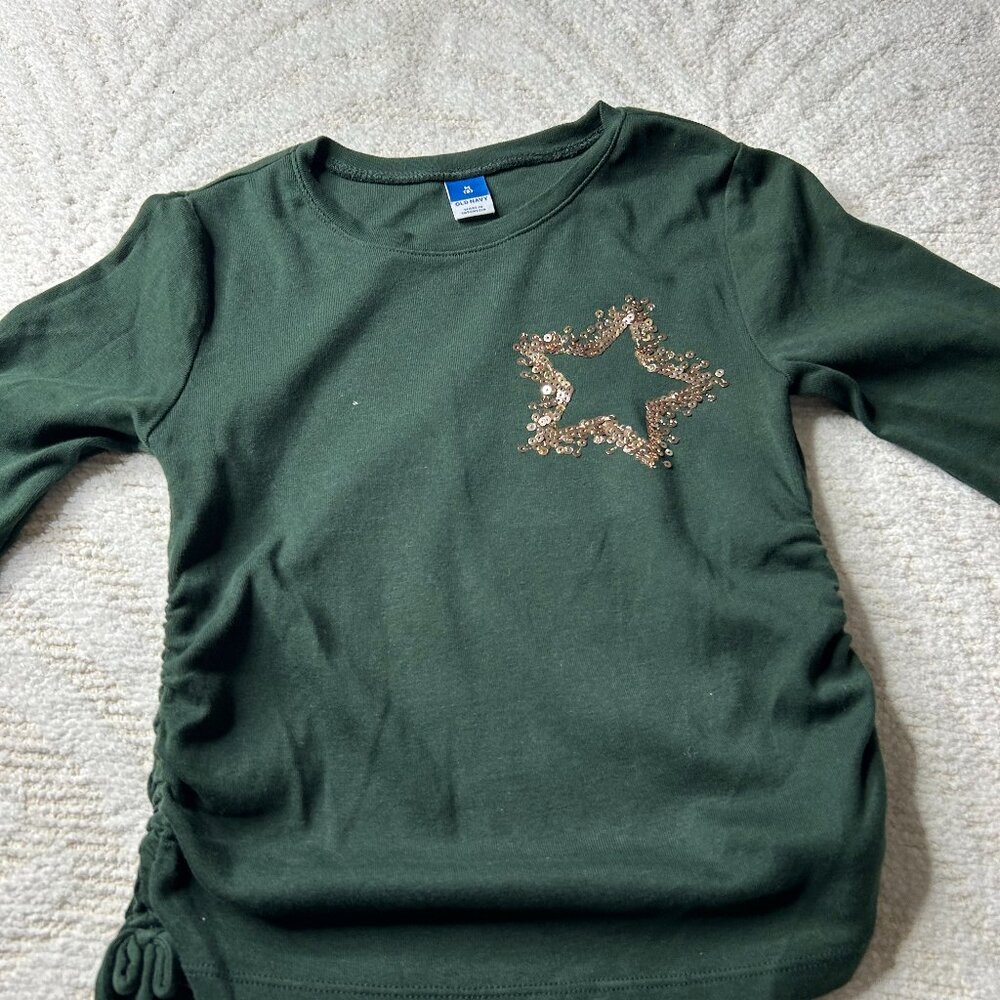 Green long sleeve girl shirt